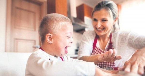 Özel Bir Çocuğa Sahip Aileler